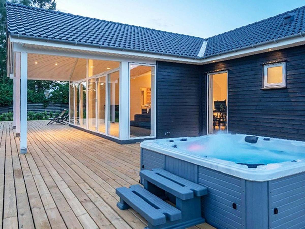 Modern Holiday Home in Falster with Sauna Bøtø By Exterior foto